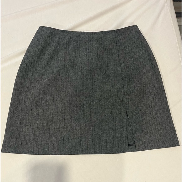 Gray Business skirt - Picture 1 of 2